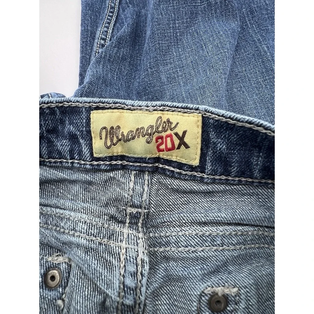 Wrangler 20X Jeans Men's Size 30x29 Straight‎ Style 44 Whiskered Med Wash Blue